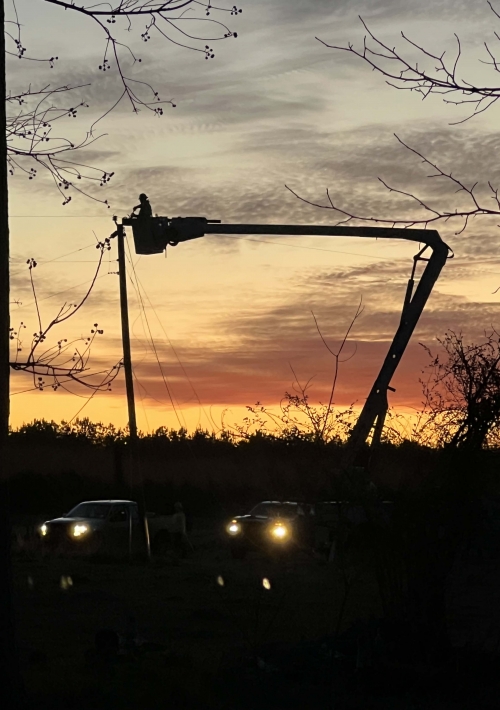 Powering Life, from a Lineman's Perspective Current Light Flashes